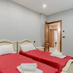 Guesthost - Stylish Retro X6 In Appartement Turin